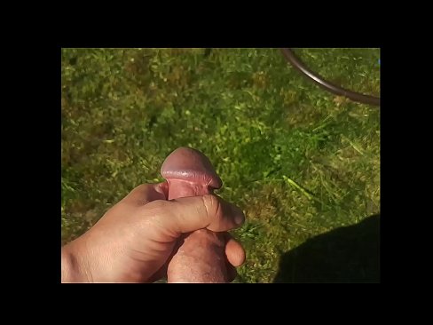 ❤️ ګرم hottie خپل ګلابي بلی fucked او د اوړي په باغ کې د squirt سره cums ترلاسه کوي ❤️❌ ❌❤